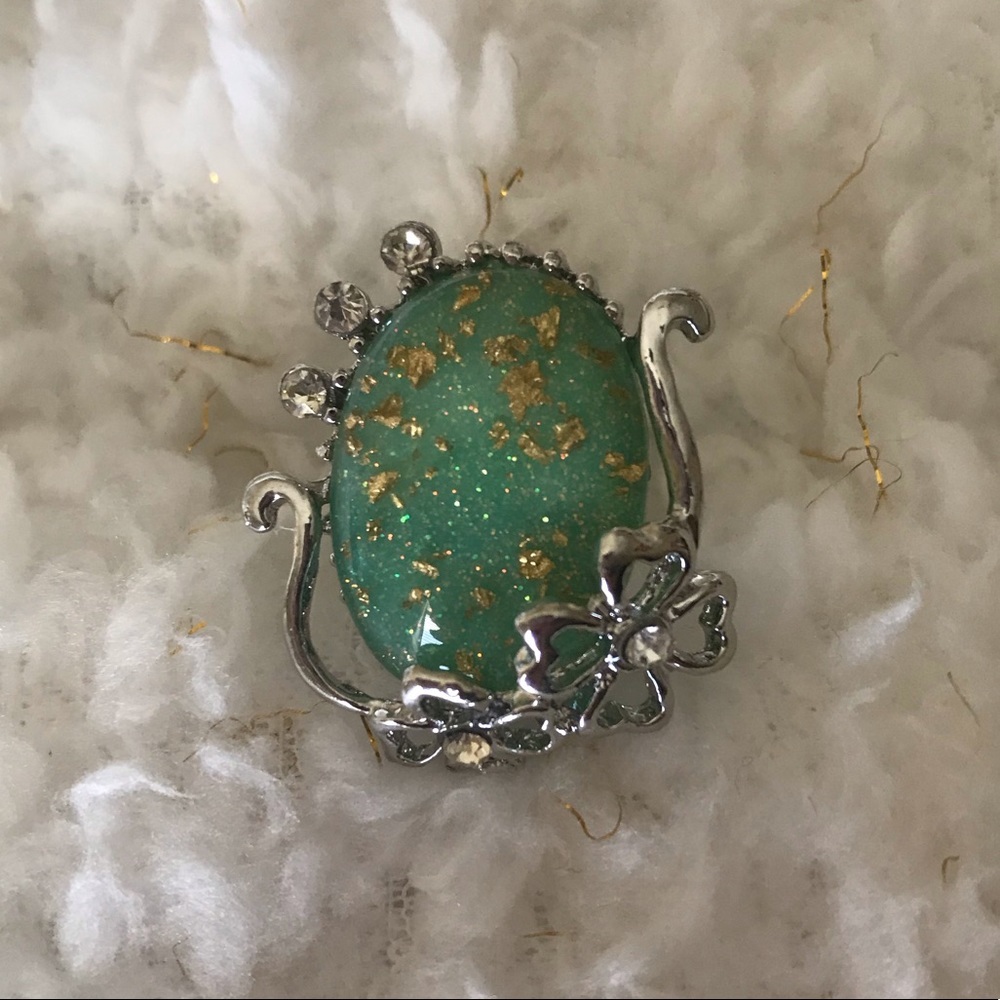 Flower Ring - Picture 4 of 4